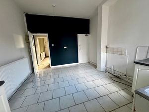 Photo 5- click for photo gallery